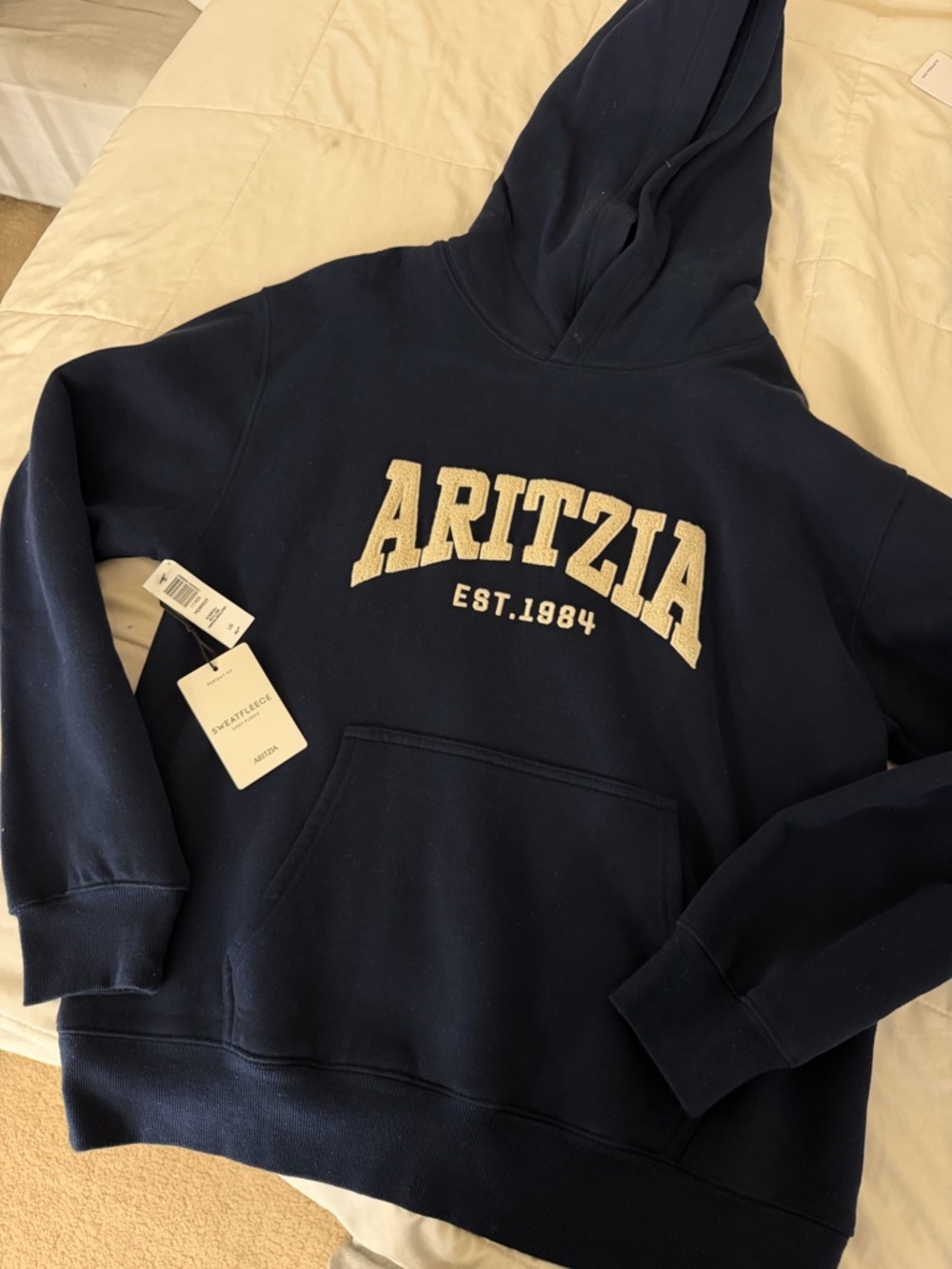 Aritzia Navy Cozy Sweatfleece Perfect Hoodie NWT $85 Retail Large